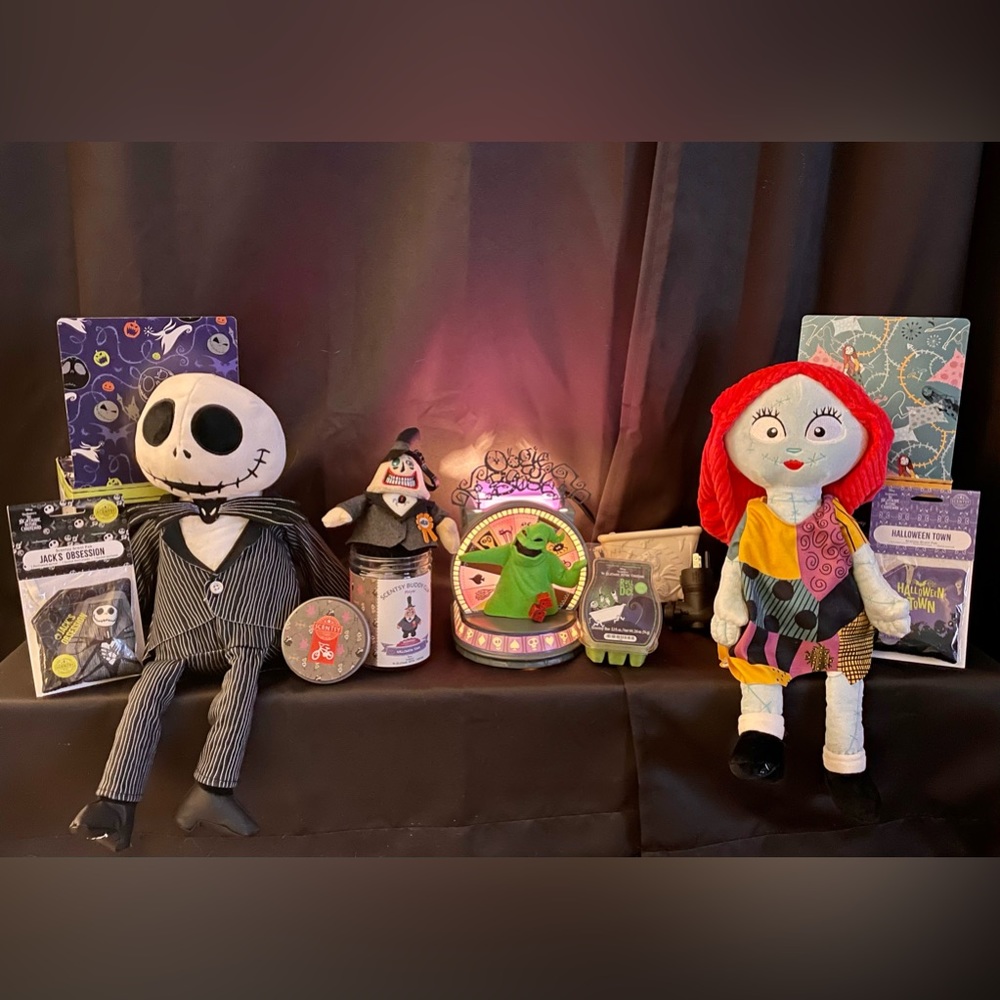 SCENTSY *NIB* Nightmare Before Christmas Bundle
